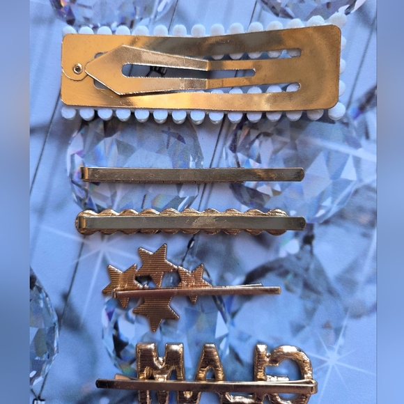 NWOT Set of Glam Rhinestone & Pearl Hair Clips - Picture 7 of 7